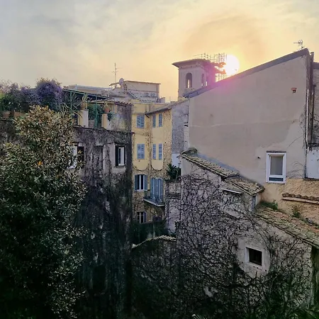 La Maison De La Papesse Lägenhet