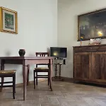 La Maison De La Papesse Апартаменты *