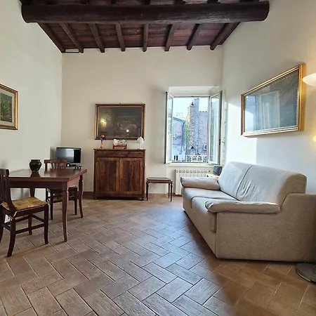 Апартаменты La Maison De La Papesse *