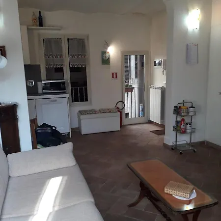 Apartment La Maison De La Papesse *